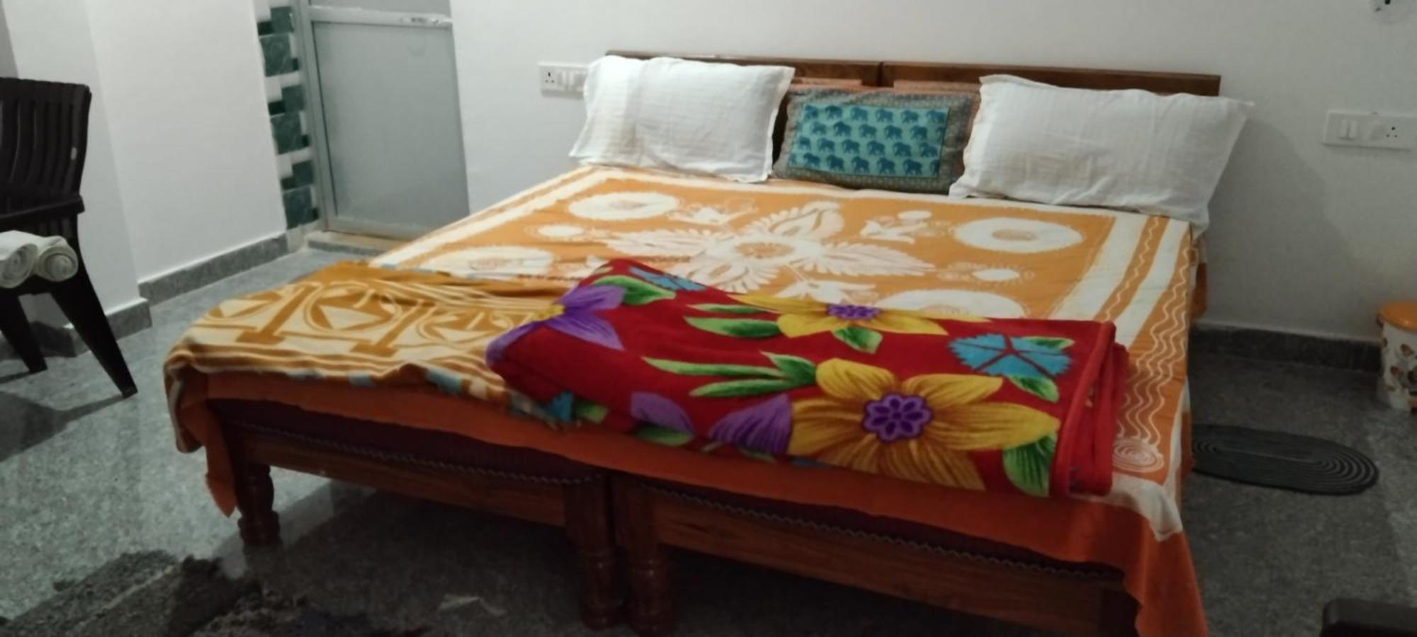 Happy Khajuraho Home Stay ภายนอก รูปภาพ